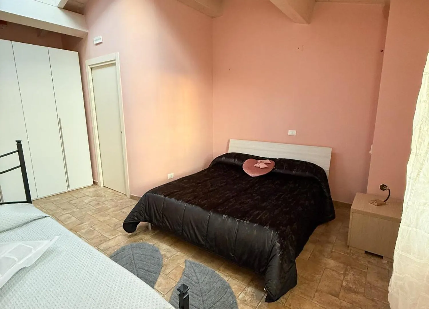 Mantra Rooms Spianate شقة